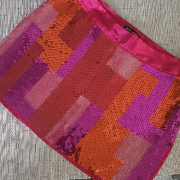 Express sequined mini skirt - Picture 1 of 6